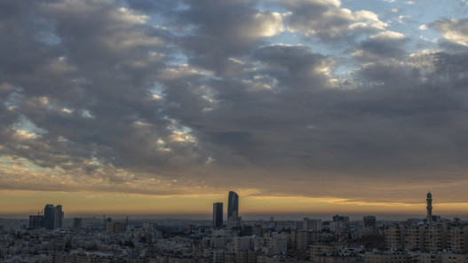 الأرصاد الجوية": تشكل غيوم رعدية في مختلف المناطق