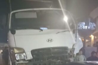 عاجل | حادث تصادم في الرصيفة بين شاحنة ومركبة خاصة .. فيديو