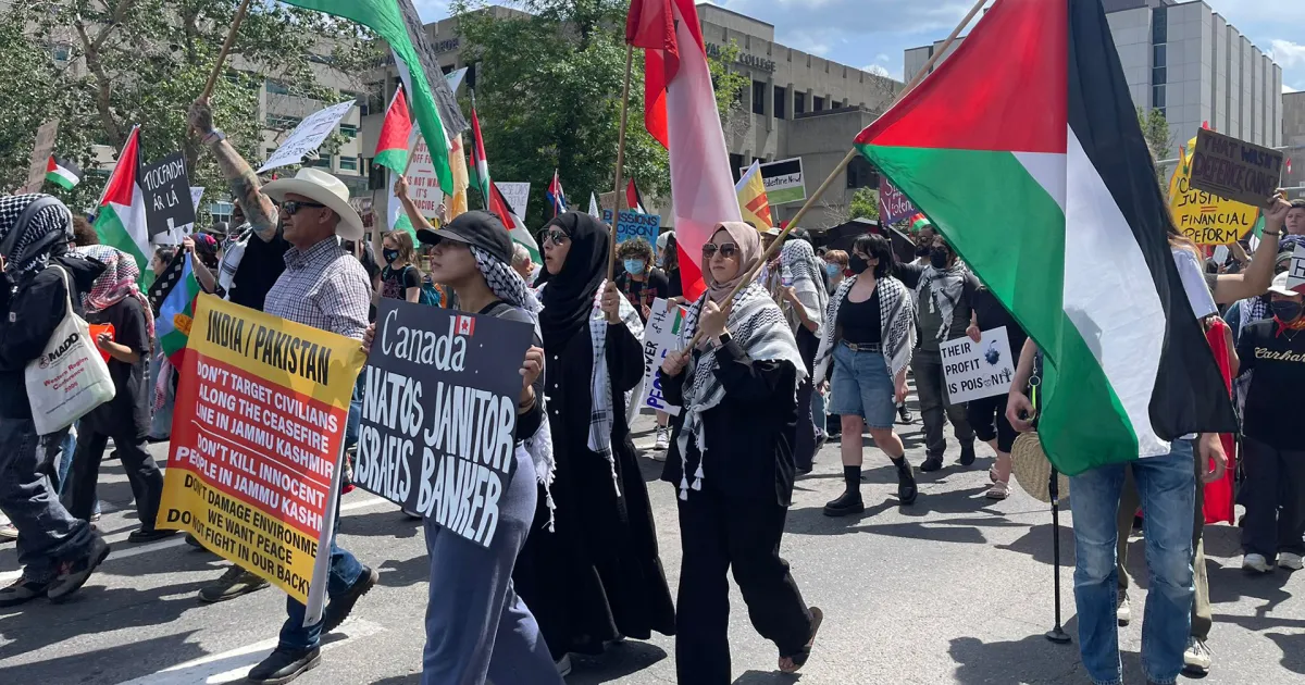 كندا تفاجئ العالم … اعتراف وشيك بدولة فلسطين يثير جدلاً واتهامات بالتناقض
