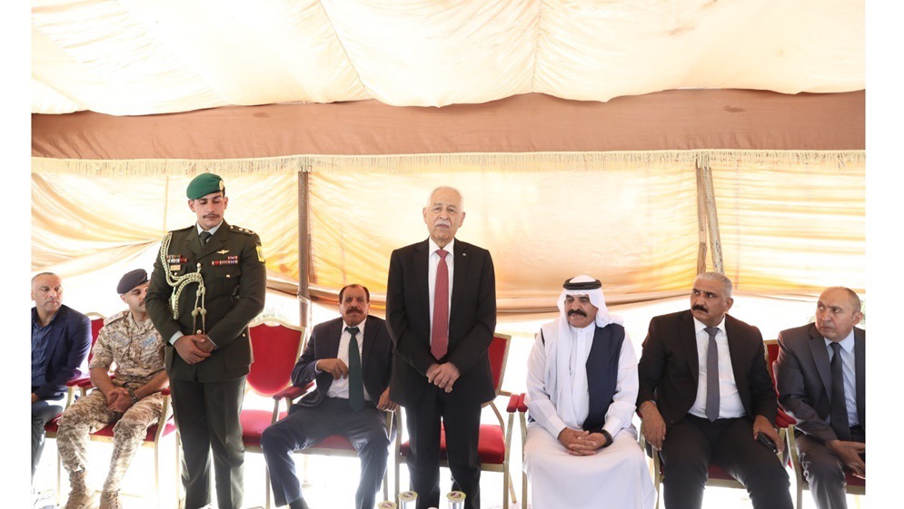مندوبا عن الملك وولي العهد.. العيسوي يعزي عشيرتي أبو الفول والعدوان