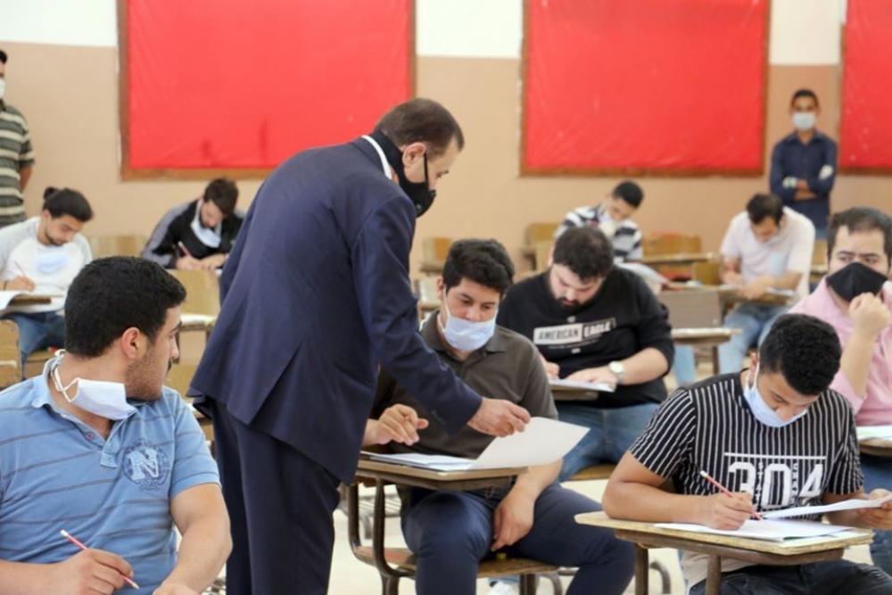 جيل 2008 يختتم أول تجربة توجيهي بنظام التوزيع على عامين