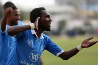 كانتونا يندد باغتيال لاعب فلسطيني ويصف ما يحدث في غزة بـ"الإبادة الجماعية"
