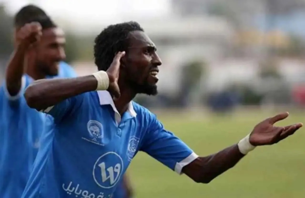 كانتونا يندد باغتيال لاعب فلسطيني ويصف ما يحدث في غزة بـ"الإبادة الجماعية"