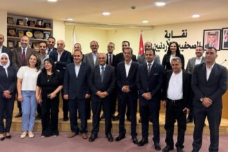 10 صحفيين يؤدون القسم القانوني أمام نقابة الصحفيين.. انطلاقة جديدة للمجلس المنتخب