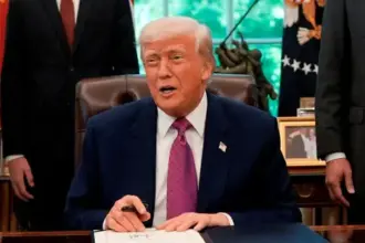 البيت الأبيض: ترامب يضغط لإنهاء حرب غزة وحماس تستجيب لوقف إطلاق النار