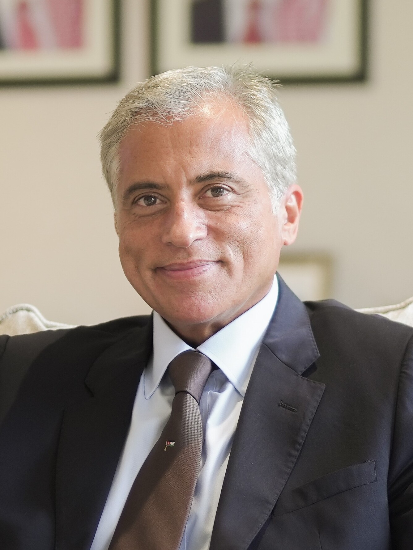 ايعاز من رئيس الوزراء الى جميع الوزارات والمؤسسات والدوائر الحكومية