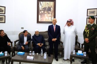 مندوبا عن الملك وولي العهد... العيسوي يعزي الزعبي والأمير والمعادات والدلاهمة