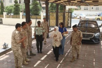 عقيلة رئيس هيئة الأركان تزور نادي ضباط الشمال في إربد