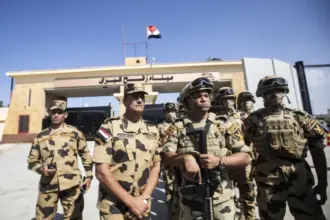 مصر تستعد للمشاركة بغزة