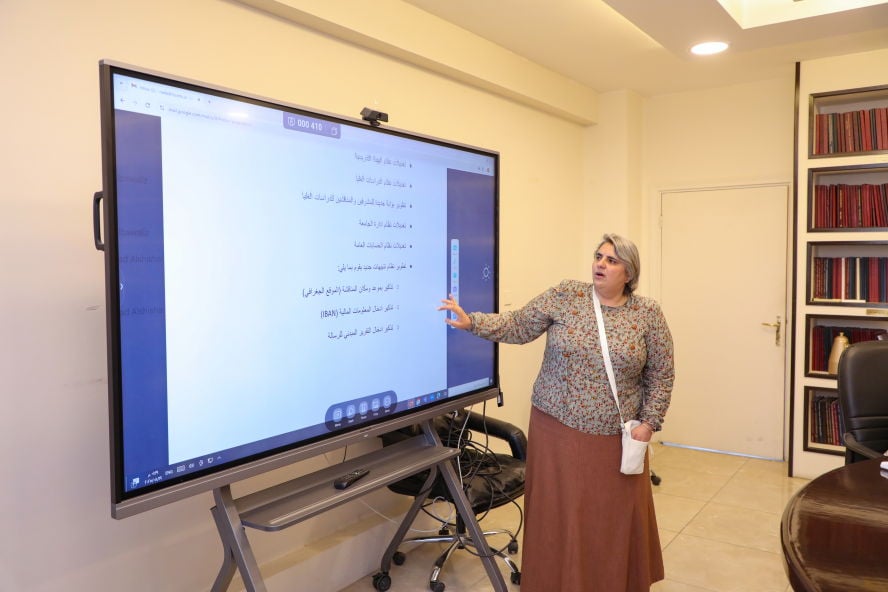 الجامعة الهاشمية تطلق خدمات رقمية جديدة لتعزيز جودة خدماتها