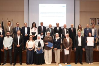 تخريج دورتي الموارد البشرية واللوجستيات في الجامعة الألمانية بالتعاون مع تجارة عمّان