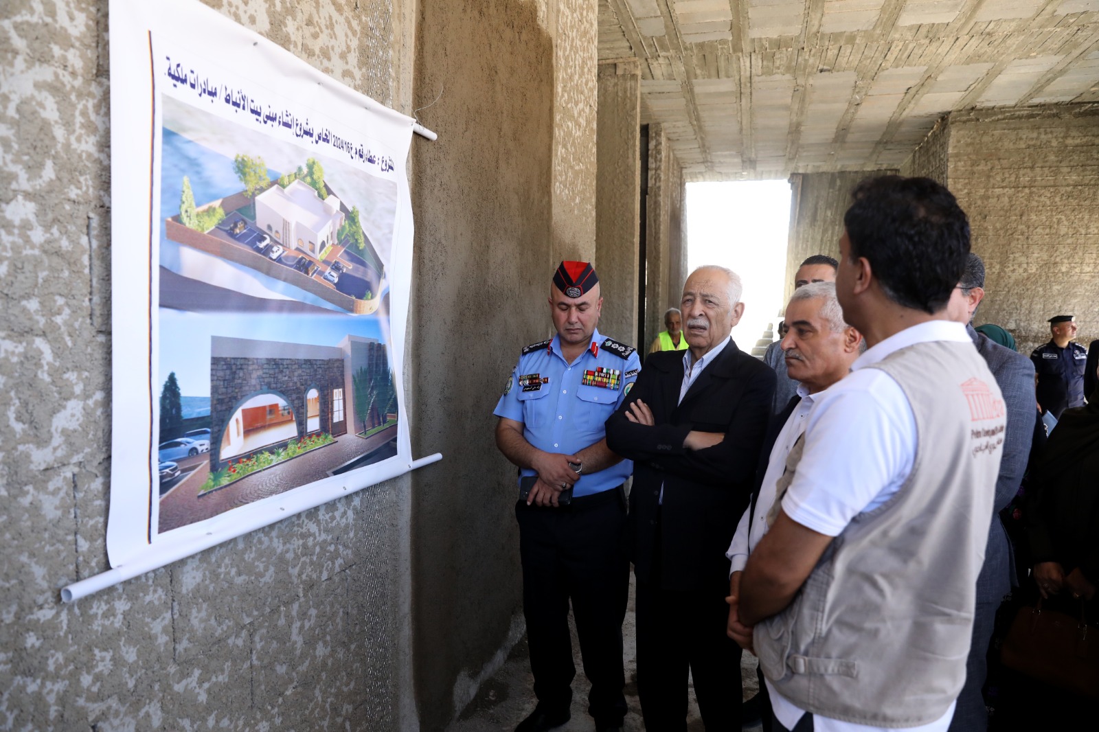 العيسوي: المبادرات الملكية ترجمة لحرص الملك على تطوير الخدمات ودعم التنمية