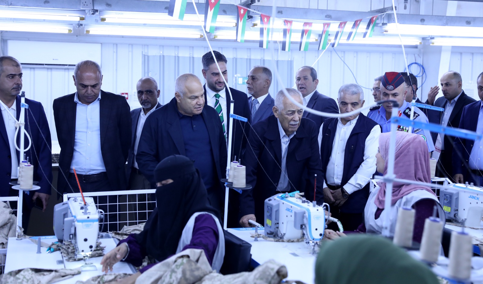 العيسوي: المبادرات الملكية ترجمة لحرص الملك على تطوير الخدمات ودعم التنمية
