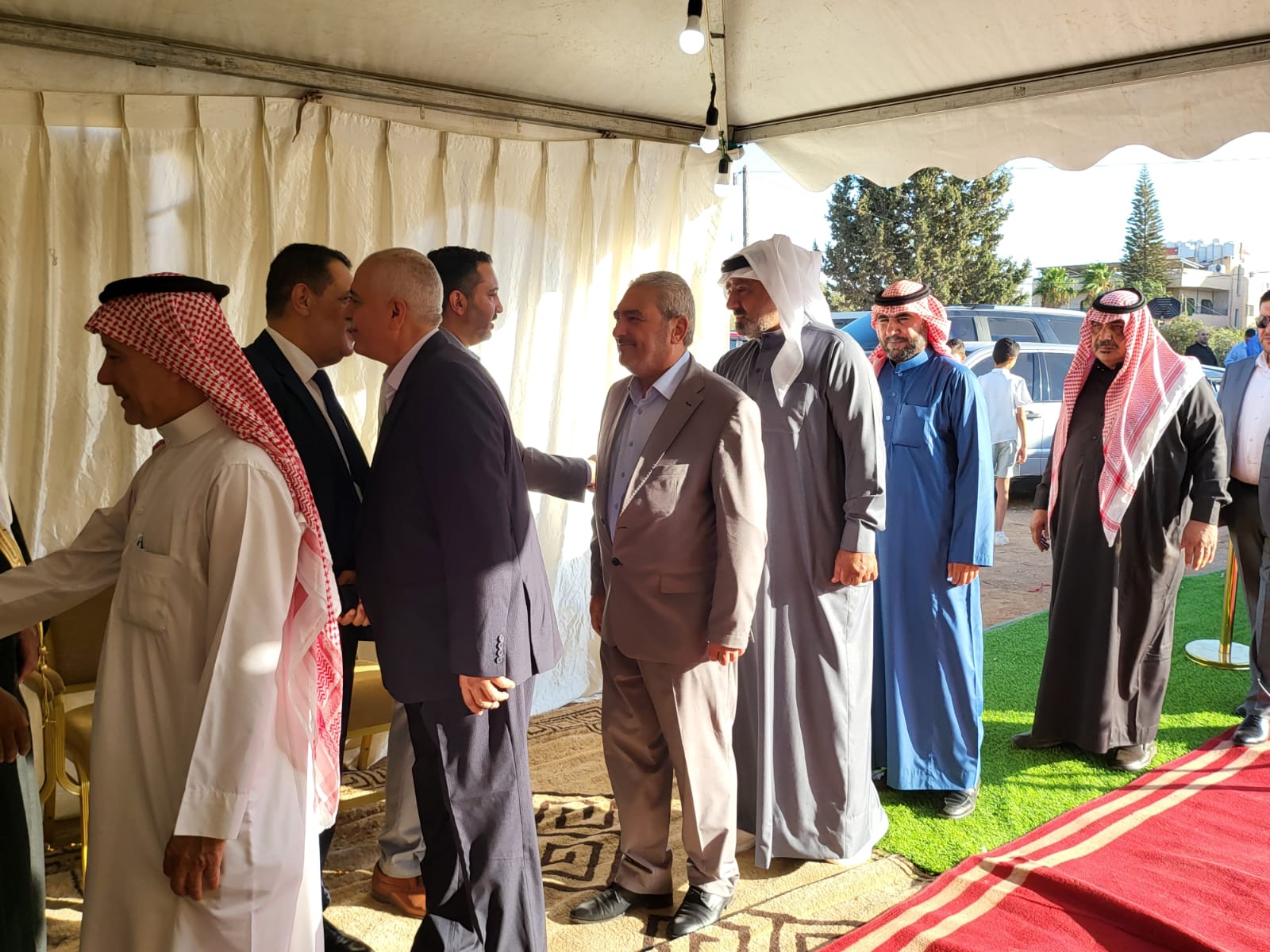 جاهة المهندس محمد عيد الحشايشة ، سعادةابوكف طلب و الشيخ الحويان أعطى