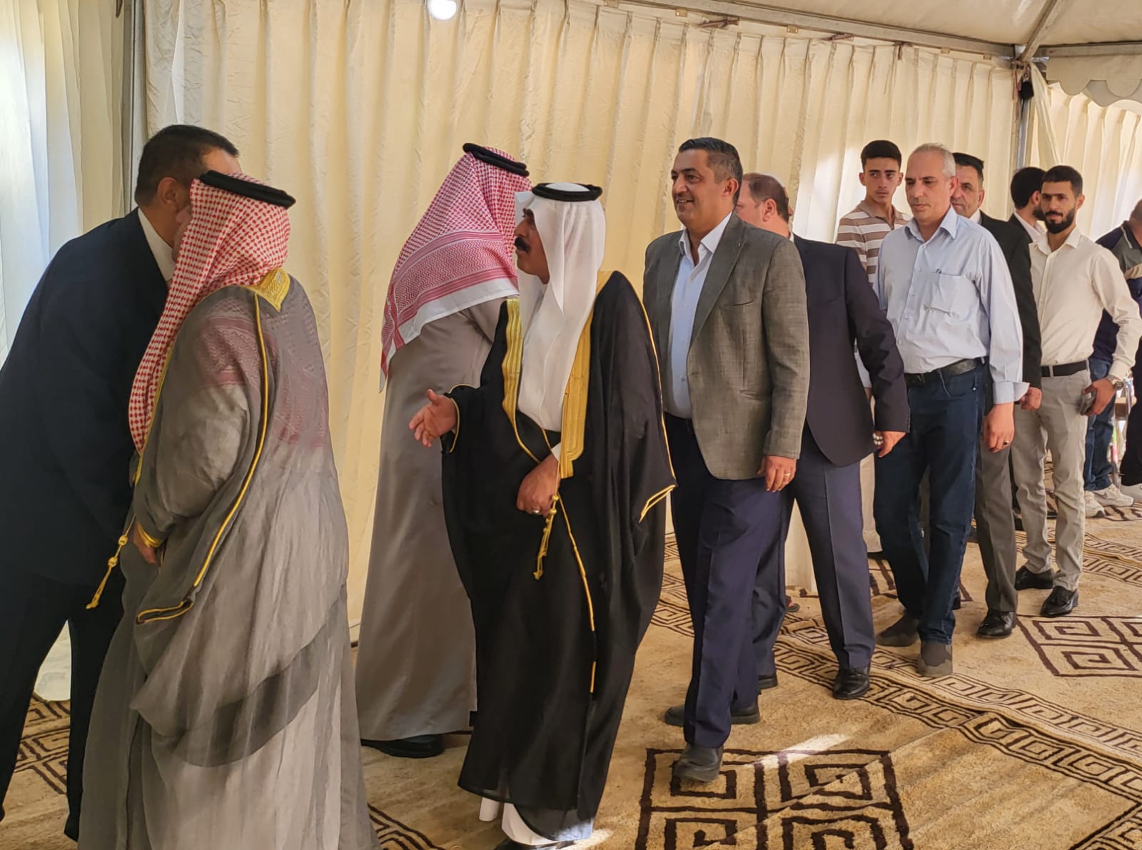 جاهة المهندس محمد عيد الحشايشة ، سعادةابوكف طلب و الشيخ الحويان أعطى