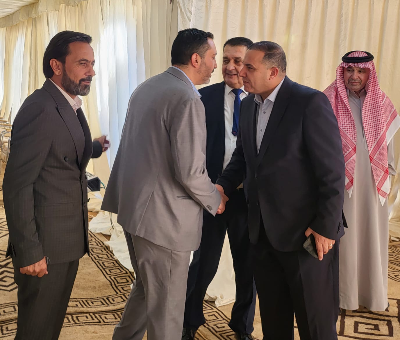 جاهة المهندس محمد عيد الحشايشة ، سعادةابوكف طلب و الشيخ الحويان أعطى