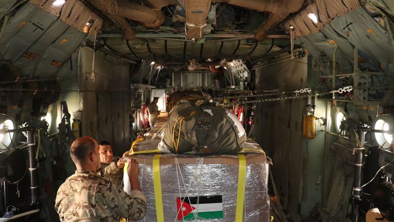 الأردن يواصل إنجازاته الإنسانية.. إنزال جوي جديد إلى غزة بـ106 أطنان من المساعدات