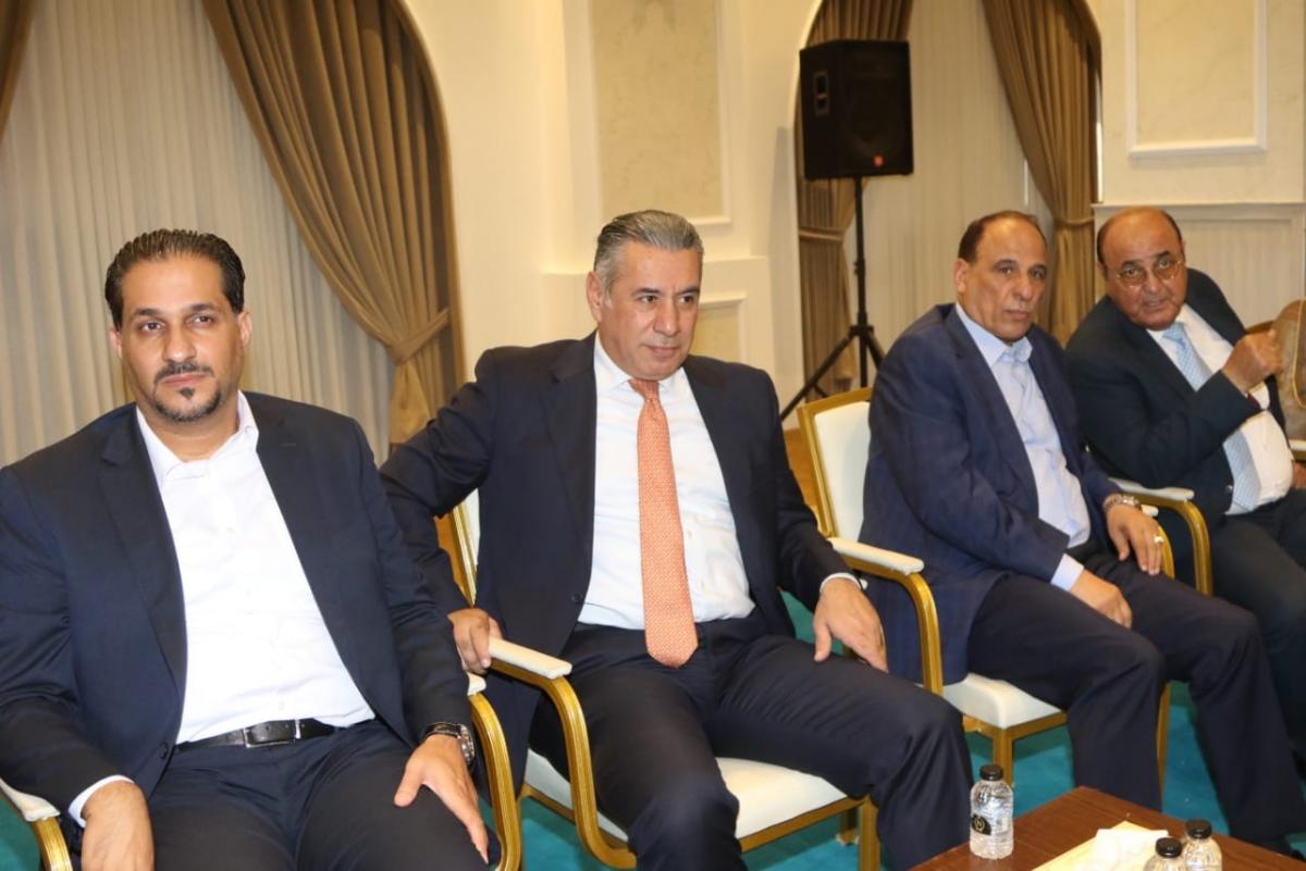 الأمير راشد بن الحسن ووزير الإعلام يقدمون واجب العزاء للنائب مجحم الصقور