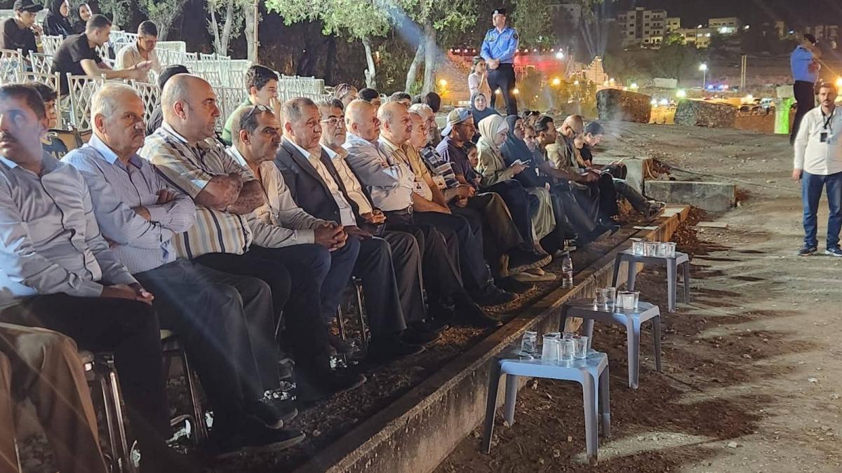 بني ياسين يكرم الفنانين التشكيليين المشاركين في مهرجان جرش