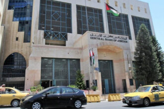 خدمة الحوالات العابرة للحدود قريباً في "كليك بلس"