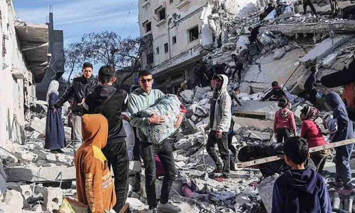 الصليب الأحمر يحذر من كارثة إنسانية: إجلاء جماعي لسكان غزة مستحيل