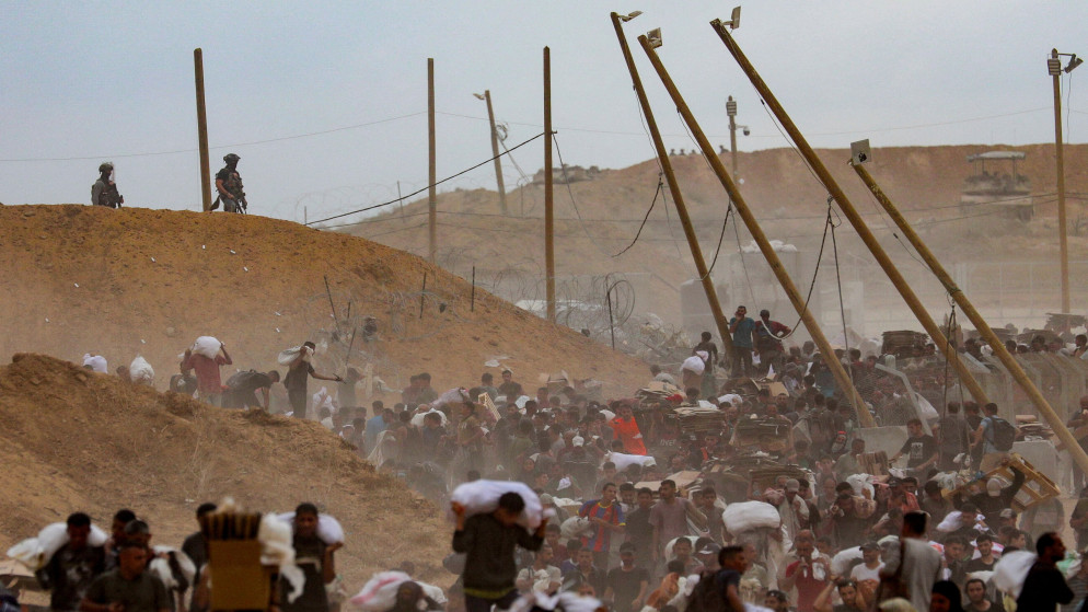 هيومن رايتس: قتل الجيش الإسرائيلي للفلسطينيين الباحثين عن طعام هي جرائم حرب