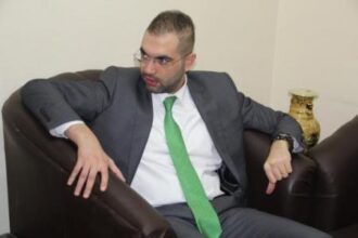 عاجل | المدني الديمقراطي يفصل قيس زيادين نهائيًا من الحزب.. والاخير يوضح