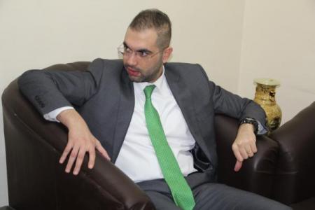 عاجل | المدني الديمقراطي يفصل قيس زيادين نهائيًا من الحزب.. والاخير يوضح