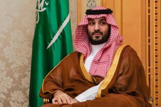 محمد بن سلمان يؤكد تضامن السعودية مع قطر ويدين الهجوم الإسرائيلي