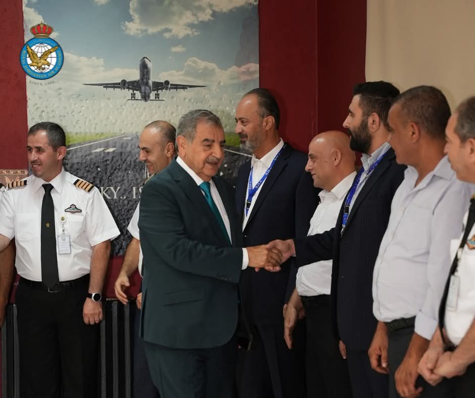 أكاديمية الطيران الملكية وكلية الملكة نور الفنية تكرّمان الدكتور الطيار محمد الخوالدة في حفل وداع رسمي