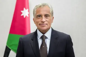 عاجل | خبير التأمينات يحذر ويوجه رسالة إلى رئيس الوزراء جعفر حسان