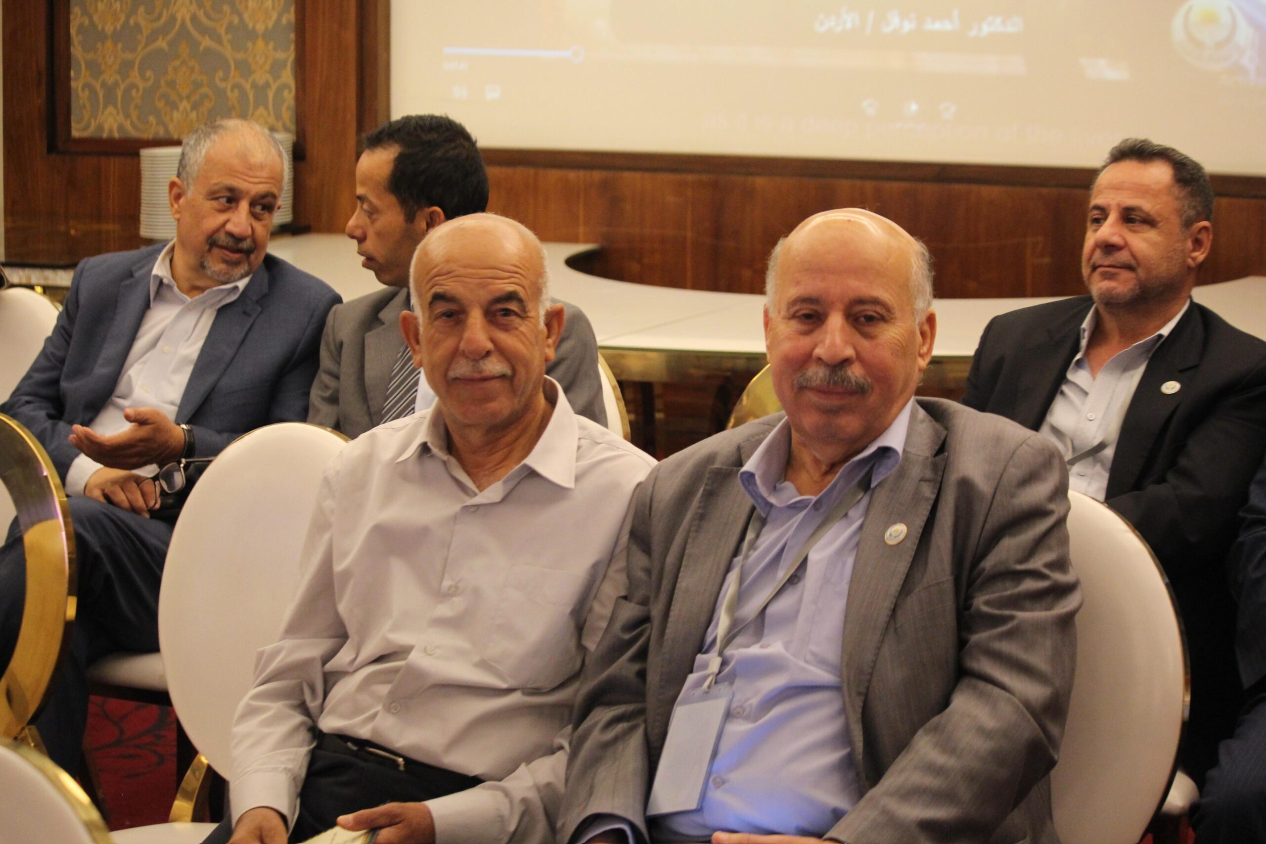 الأسر العربية تواجه محاولات للتدمير"صور"