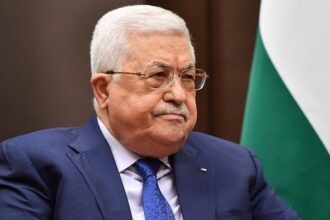 عاجل | عباس يغادر مستشفى الأردن بعد فحوصات طبية