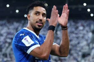 إنزاغي يغيّر منفذ الركلات الركنية للهلال أمام الأخدود