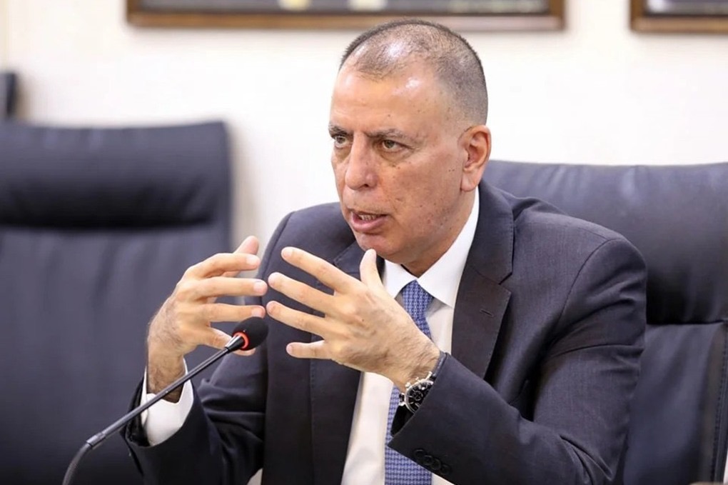 عاجل | الفراية: تعزيز المراكز الحدودية يسهم بتسهيل التجارة والسياحة