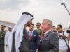 عاجل | الملك ومحمد بن زايد يبحثان المستجدات الإقليمية والعلاقات الثنائية