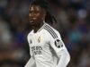 تشيلسي يطارد كامافينغا وريال مدريد متمسك به