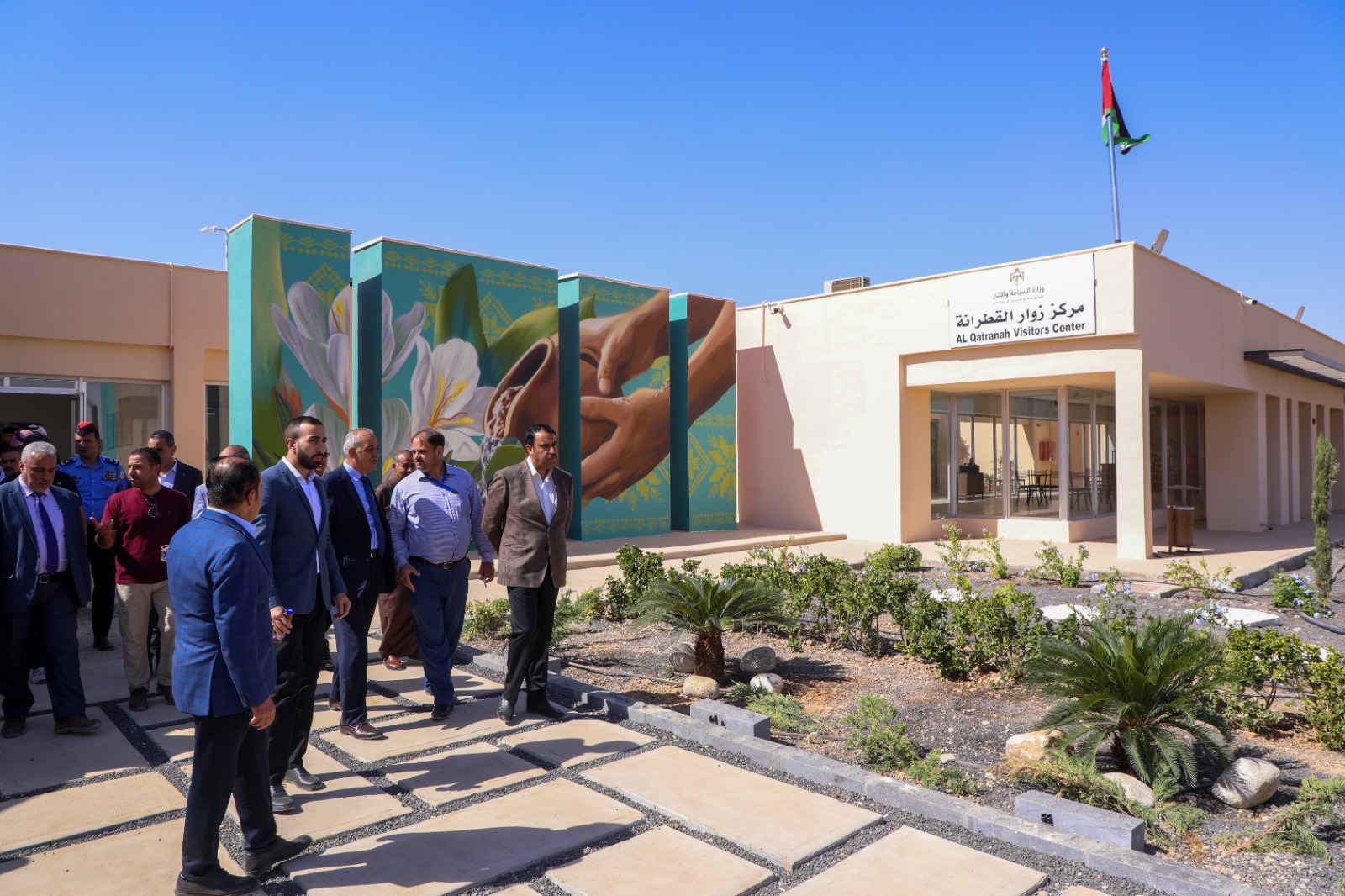 وزير السياحة يفتتح مشروع تطوير قلعة القطرانة الأثرية