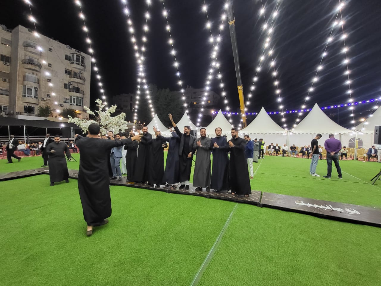 الفنان عيسى الصقار وفرقة الرمثا يحيون حفل زفاف المهندس عبدالله مروان الركيبات في دابوق