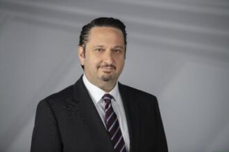عاجل | تعيين مدير إعلام الديوان الملكي السابق سفيرا بالخارجية