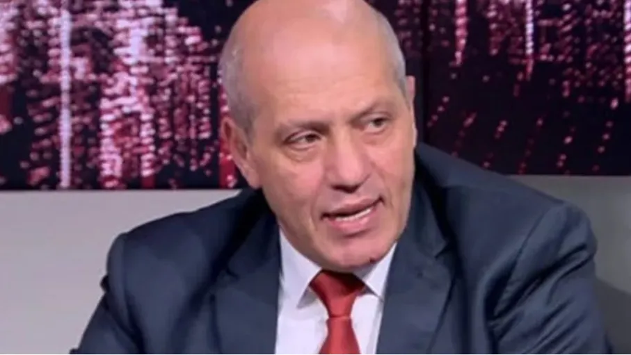 مع الرئيس أو ضده