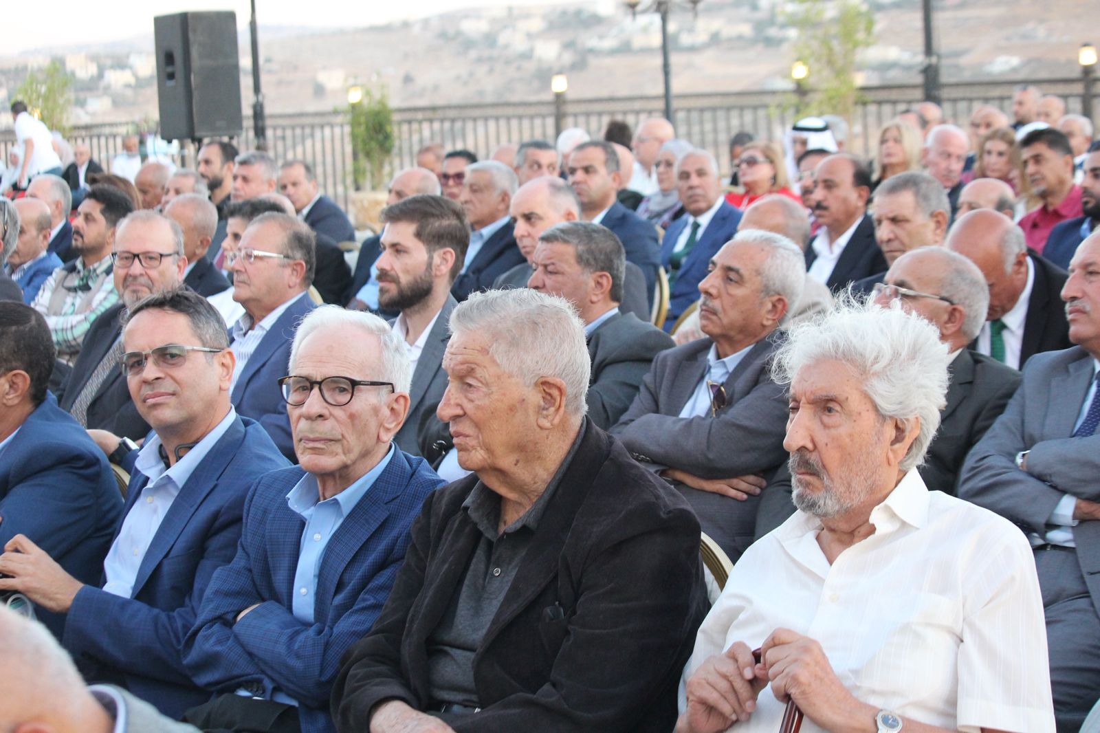 حفل اشهار كتاب “وكأني لا زلت هناك” للدكتور صبري الربيحات .. فيديو وصور