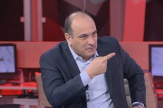 هل تستثمر شاشة المملكة وراديو البلد بـ العين عمر العياصرة لـ زيادة التفاعل..؟