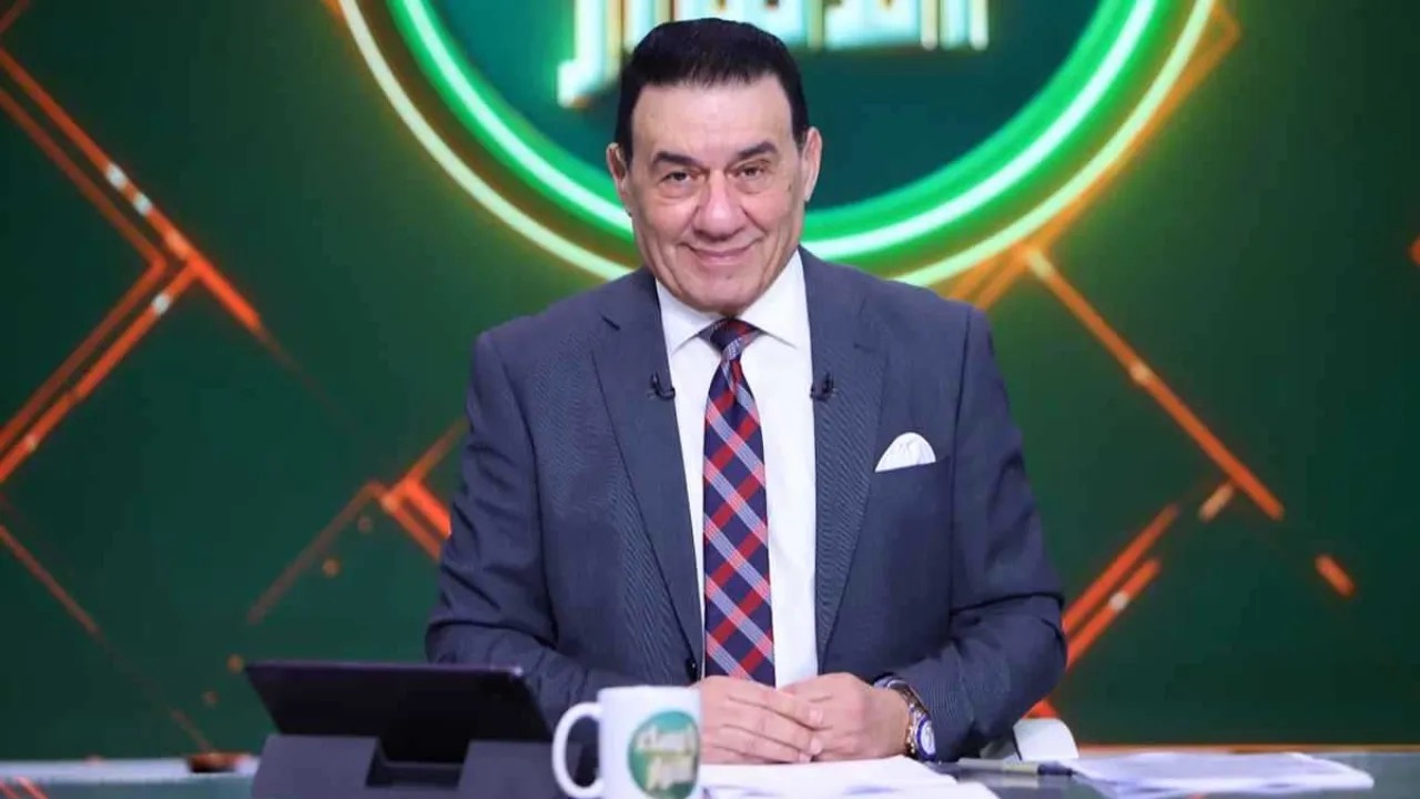 الأهلي يشكو مدحت شلبي.. وMBC توقف برنامجه