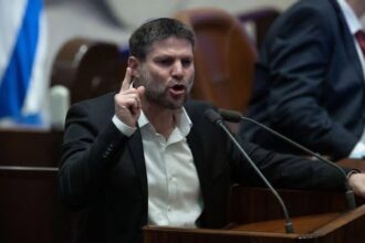 سموتريش يهدّد نتنياهو