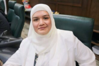 لماذا د. خالد غطّاس؟