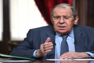 لافروف لروبيو: مخططات كييف لإطالة أمد الصراع الأوكراني “غير مقبولة”