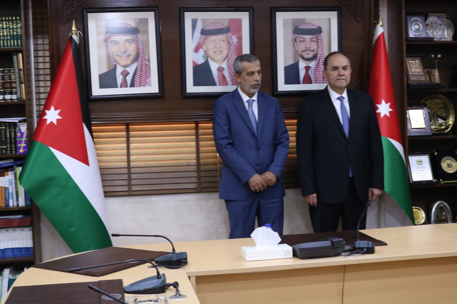 45 محامياً جديداً يؤدون اليمين القانونية أمام وزير العدل