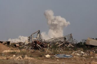 تواصل المجازر في غزة واستهداف مقاومين في الضفة
