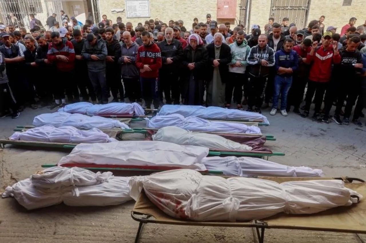 42 شهيدًا و190 إصابة بغزة خلال 24 ساعة